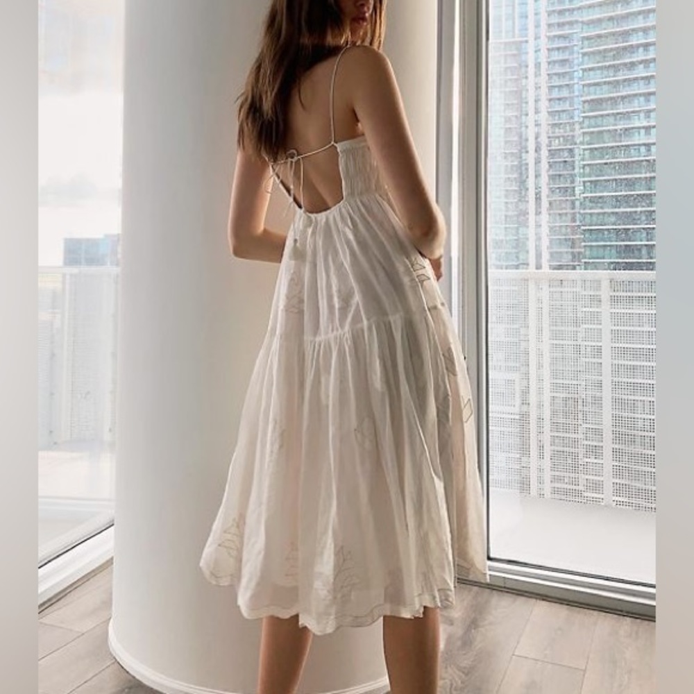 Aritzia Wilfred Vagabond White Ivory Sleeveless Mini Dress Size Small